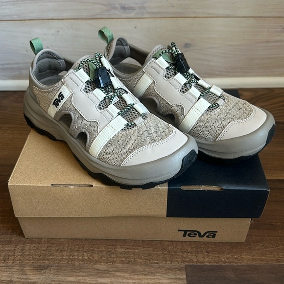 Teva Shoes - NWT-Teva Women’s Outflow Universal Water Sandals - Size 7-Brand new